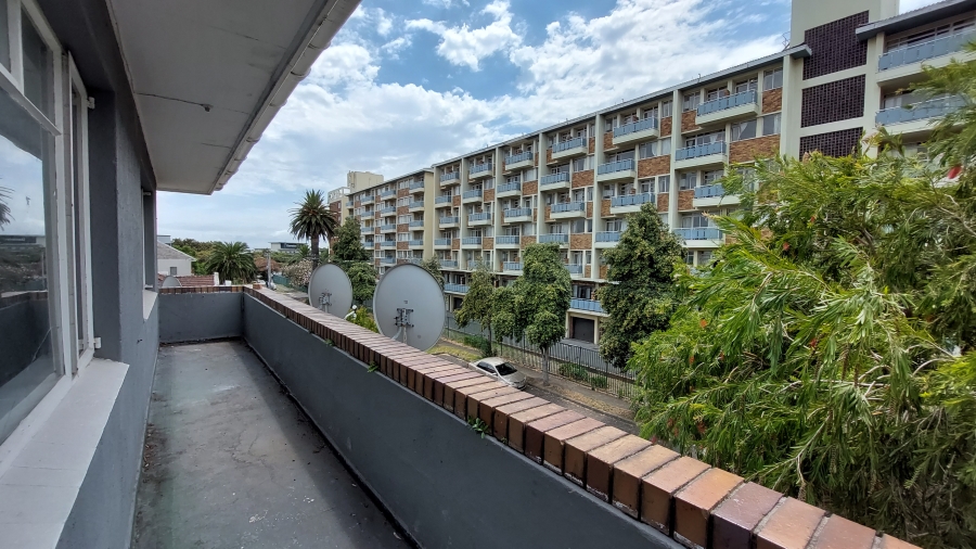 To Let 3 Bedroom Property for Rent in Mowbray Western Cape